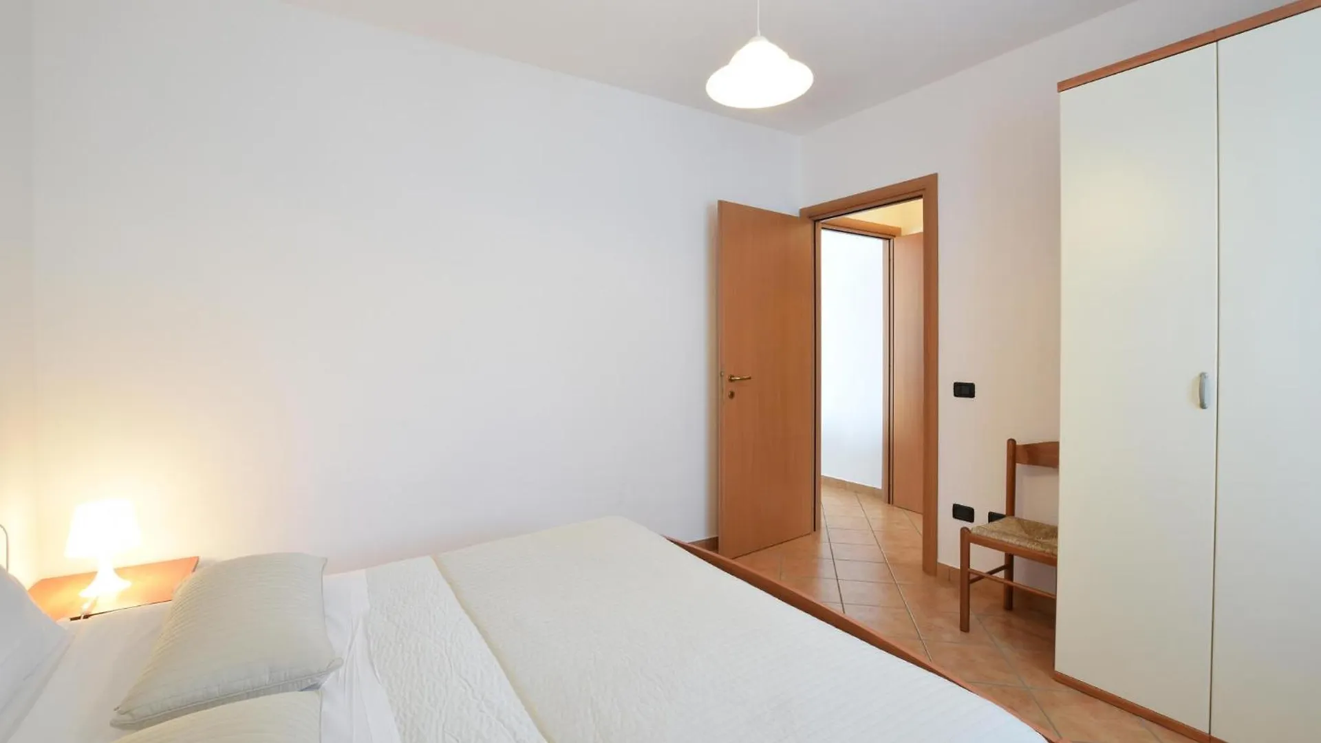 1 Bedroom Lovely Apartment In Domaso Italy