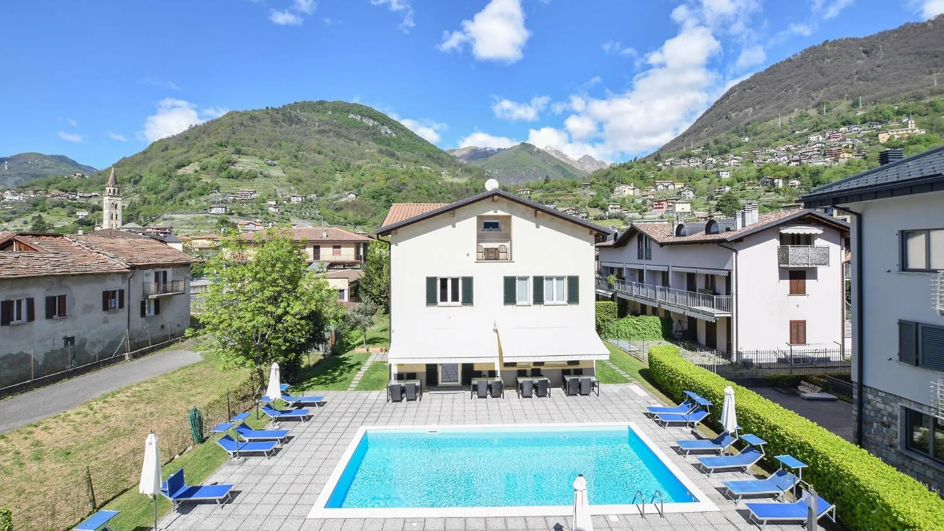 1 Bedroom Lovely Apartment In Domaso